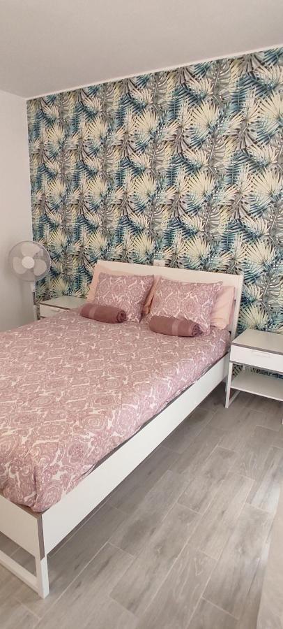 קוסטה דל סילנסיו Ideal Holiday Apartment In The South Of Tenerife מראה חיצוני תמונה